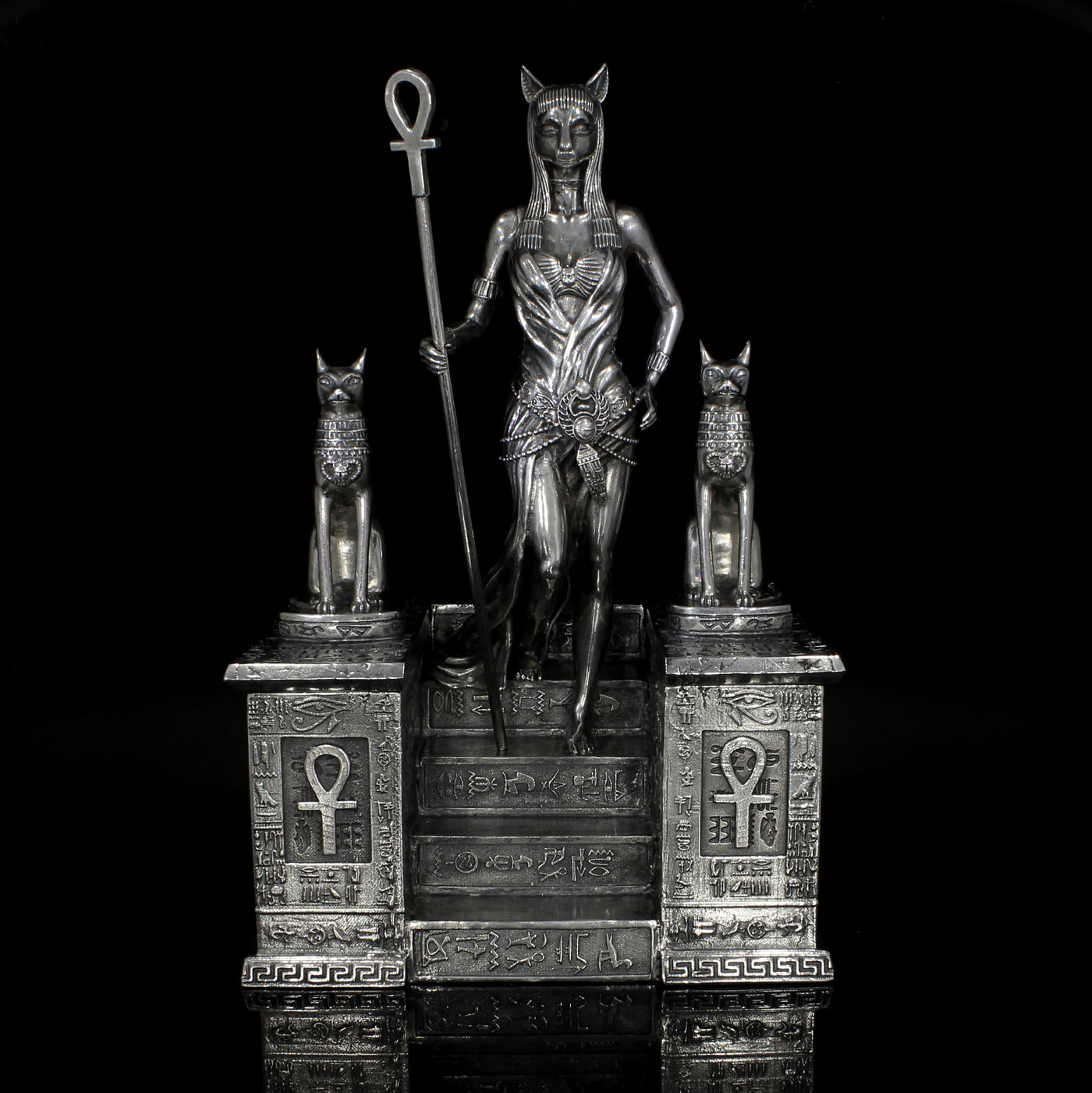 Bastet XL: Goddess of Protection 55toz